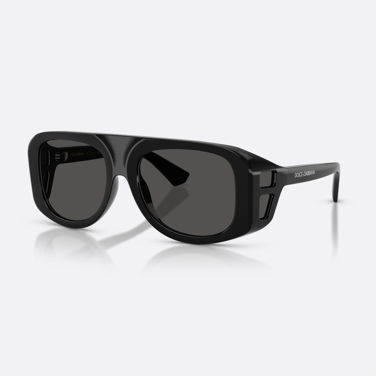 Dolce & Gabbana DG6208 501/87 sunglasses, black pilot frame for men, plain double bridge, brand lettering on temples