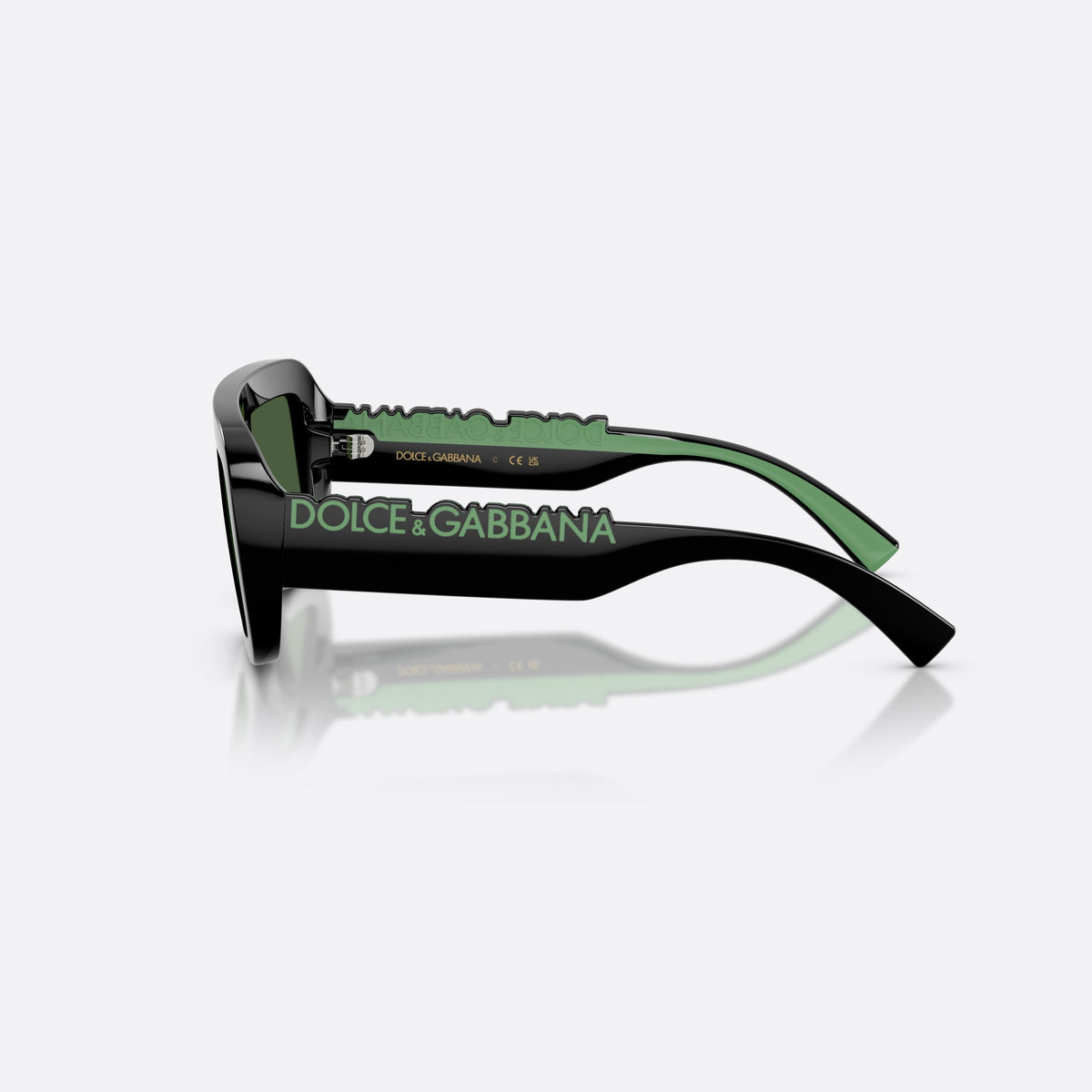 Ochelari de soare Dolce & Gabbana DX6013 501/71, rectangulari negru, pentru copii, punte simplă, literele brandului pe brațe, vedere laterală
