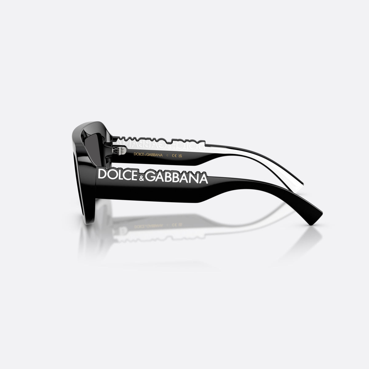 Ochelari de soare Dolce & Gabbana DX6013 501/87, rectangulari negru, pentru copii, punte integrată simplă, literele brandului pe brațe, vedere laterală