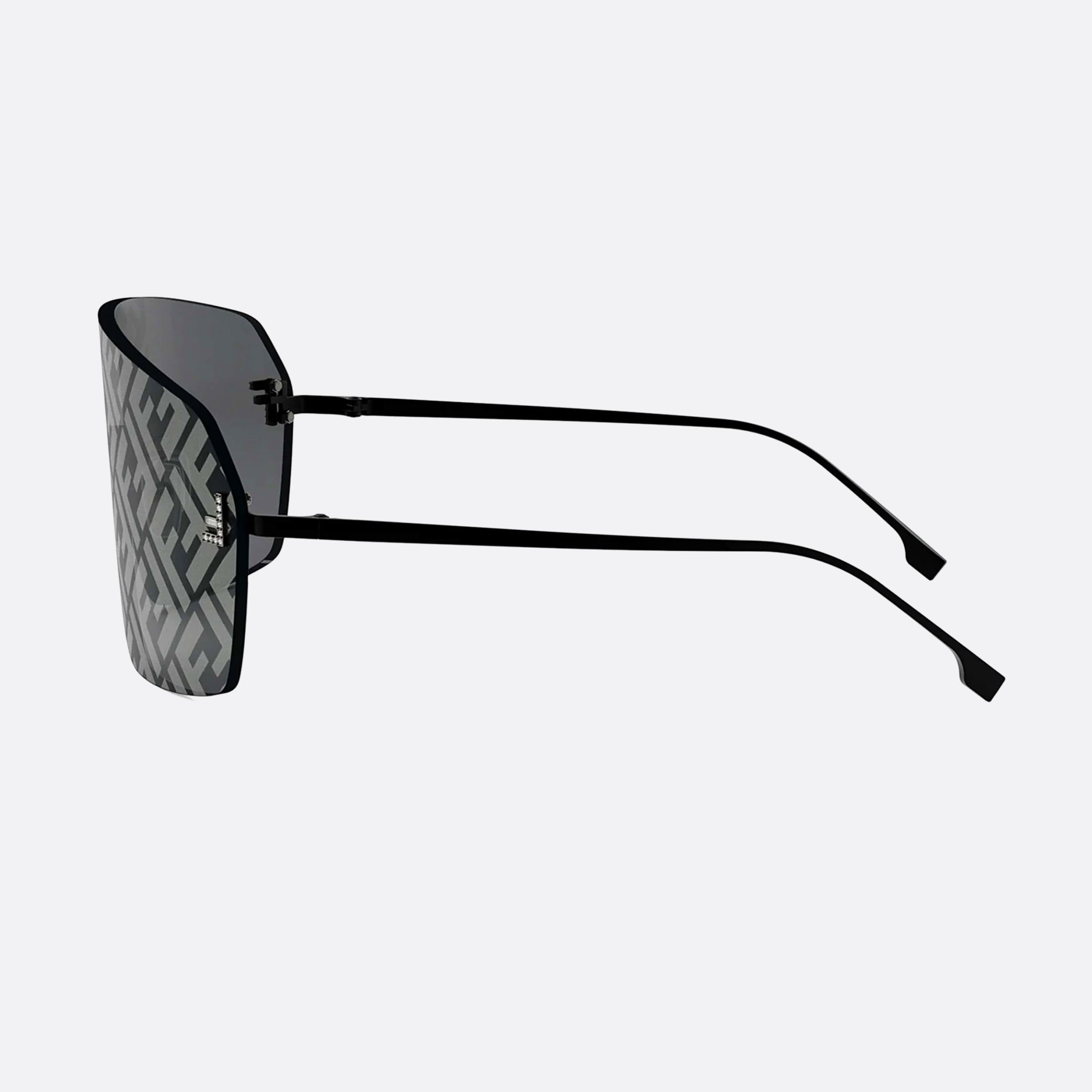 Fendi 00mm First Crystal Fe4121us 02a Black Shield Women Sunglasses - Detail View