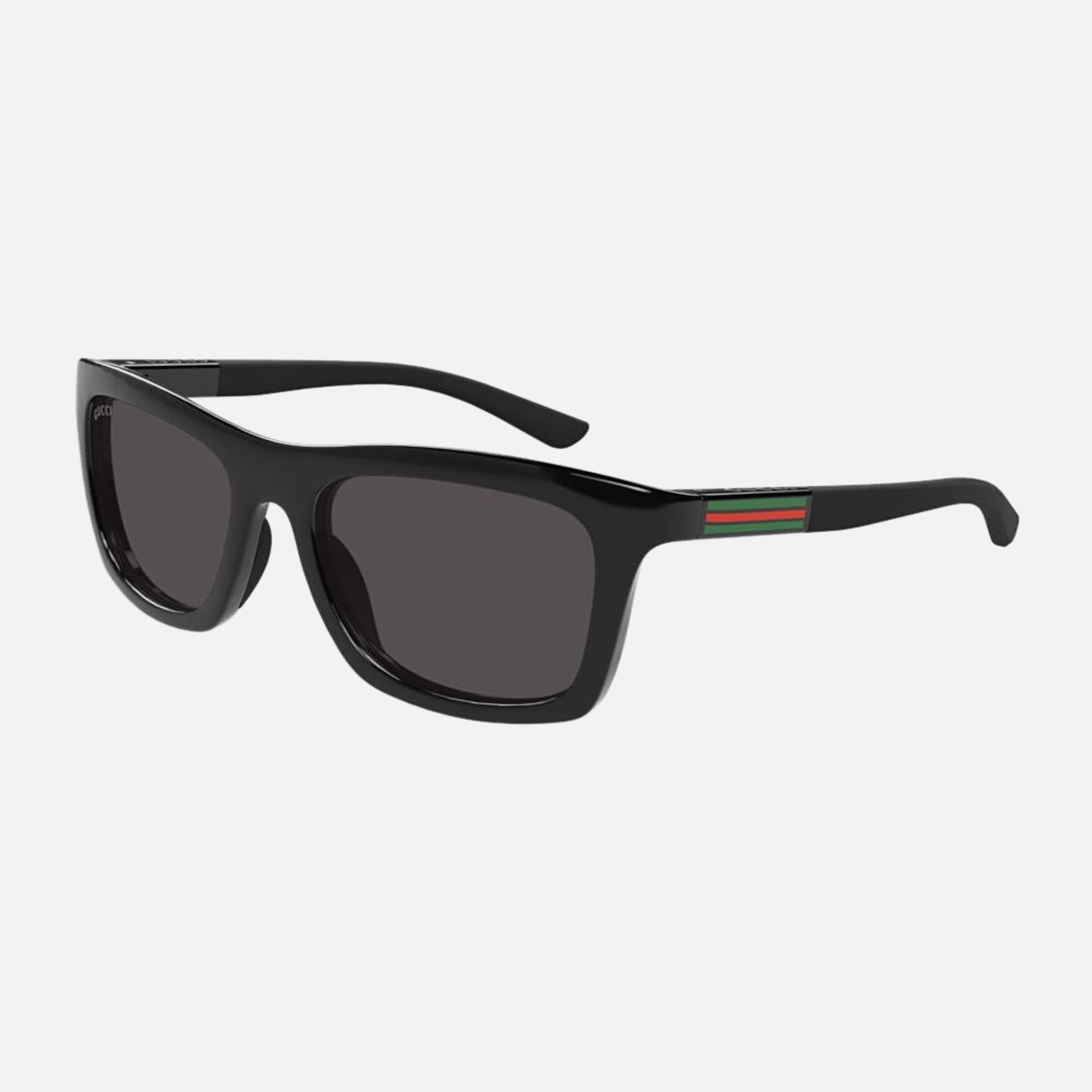 Gucci 54mm Black Squared Man Sunglasses - Side View