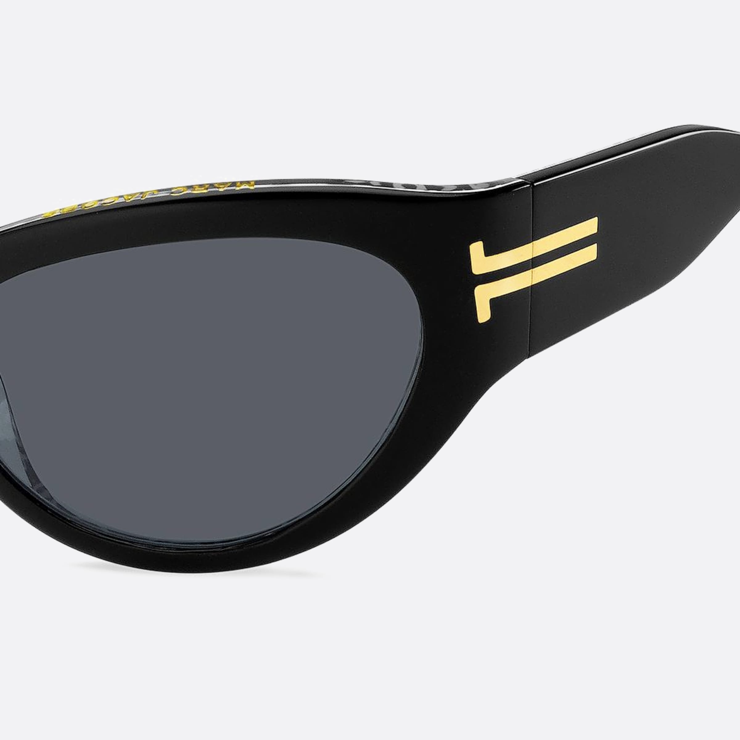Marc 61mm Jacobs Black Squared Women Sunglasses - Detail View