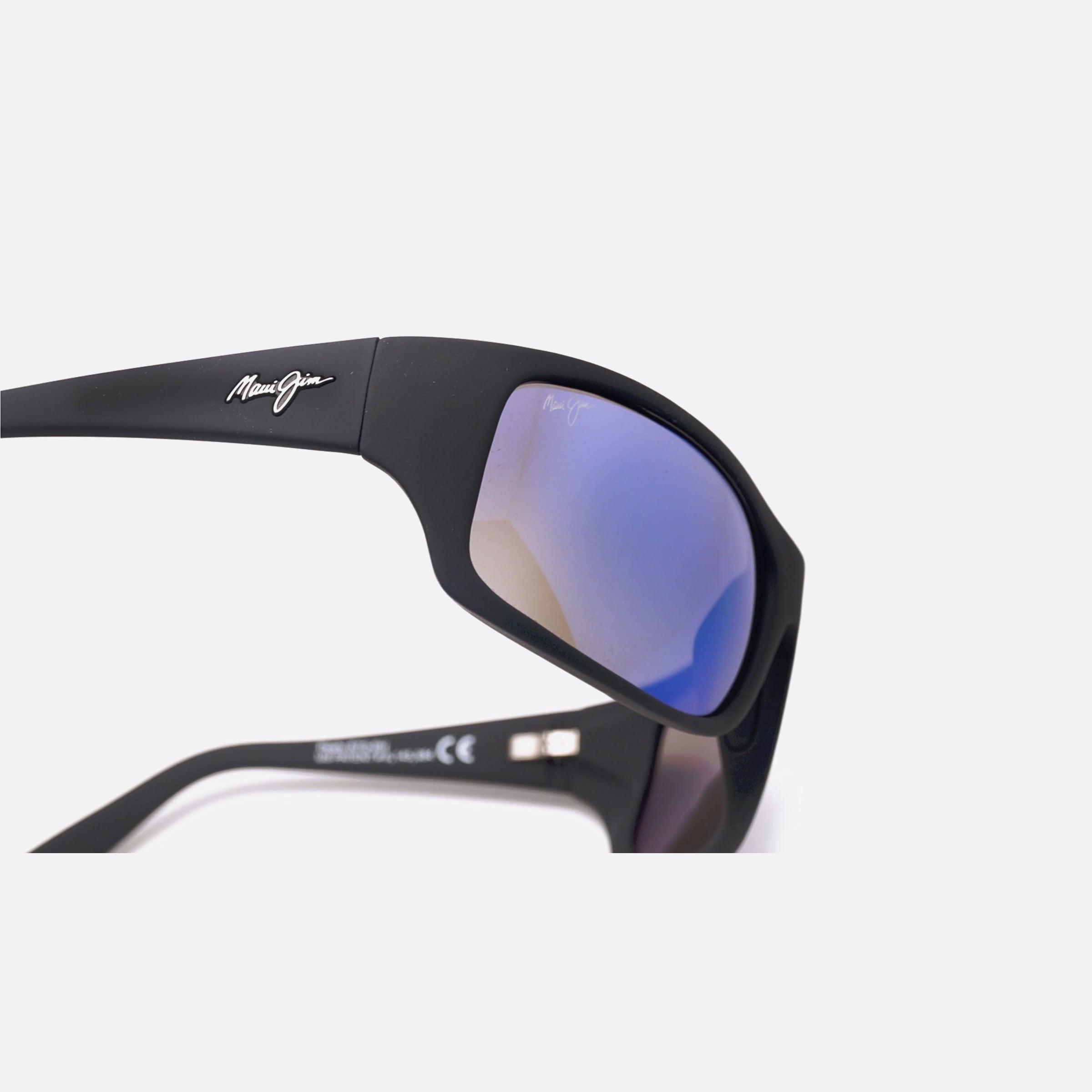 Maui 65mm Jim Peahi B202 Black Rectangle Polarized Men Sunglasses - Lifestyle Shot