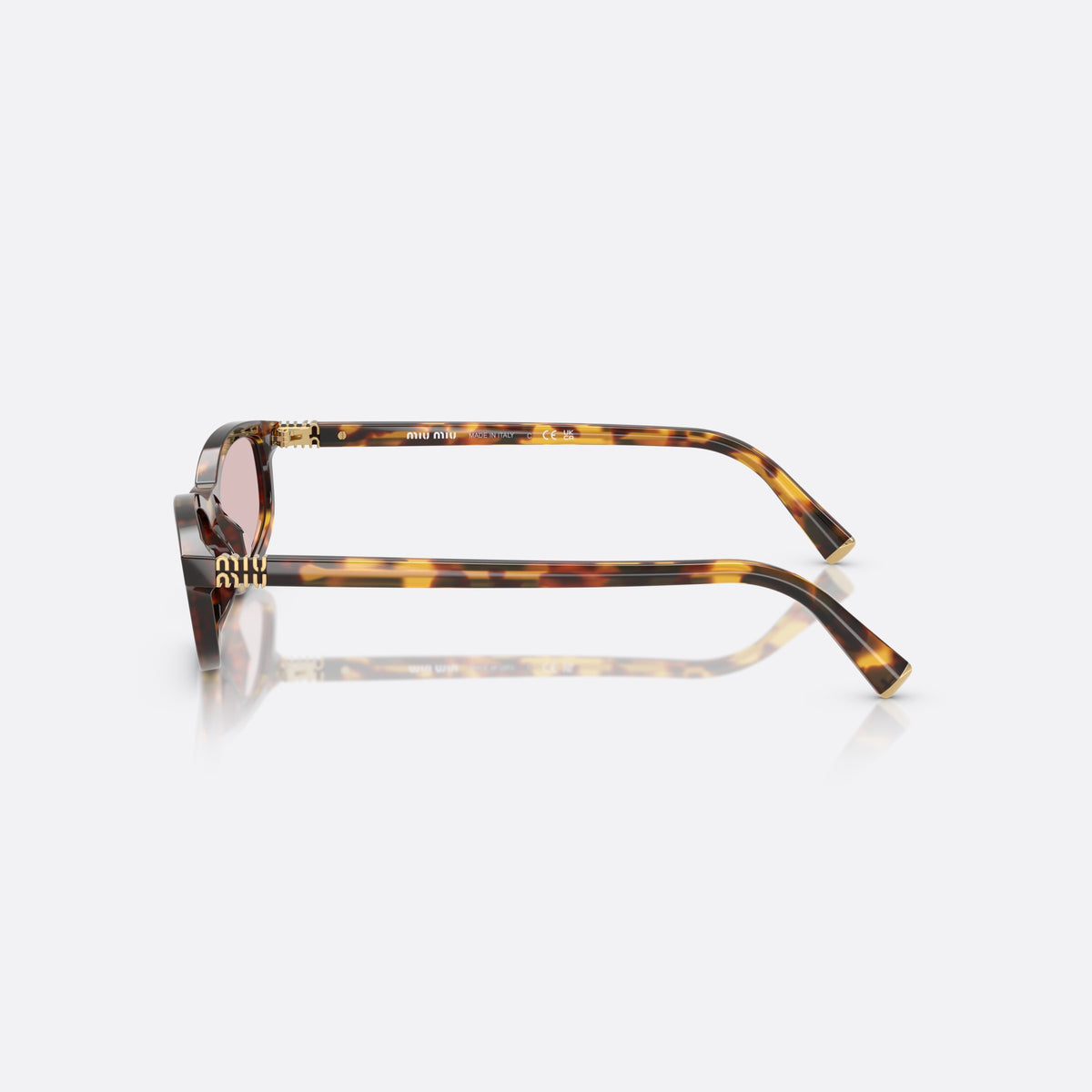 Ochelari de soare Miu Miu 0MU A06S 14L4I0, ovali havana, pentru femei, punte simplă joasă, placă cu logoul brandului pe braț, vedere laterală