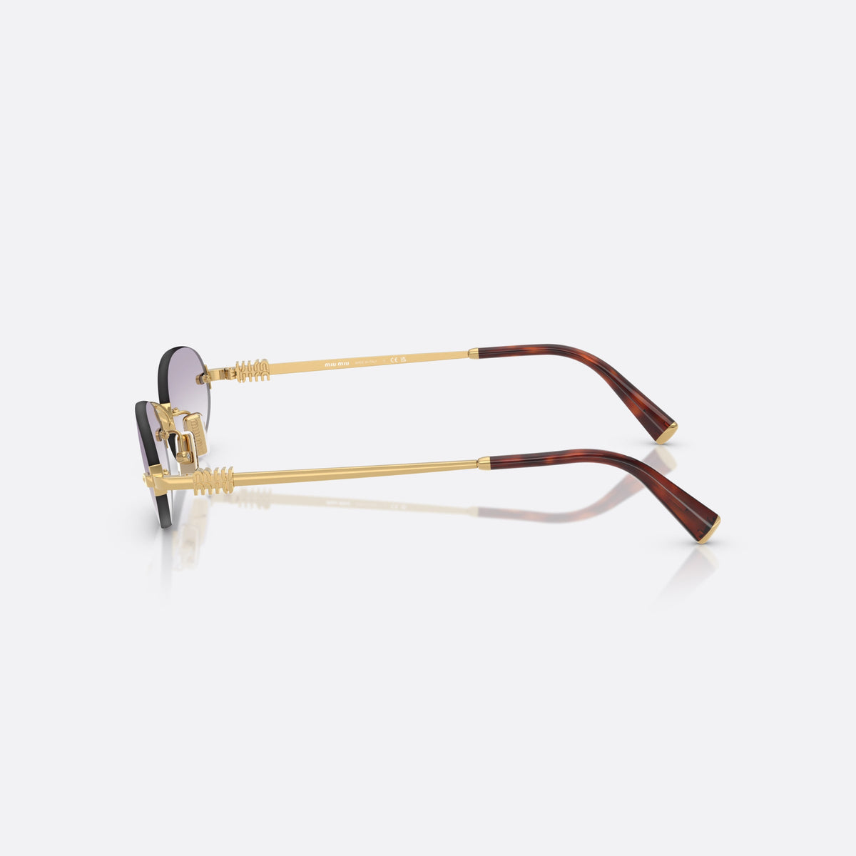 Ochelari de soare Miu Miu 0MU A54S 5AK04O, ovali auriu, pentru femei, punte metalică simplă, literele brandului pe brațe, vedere laterală
