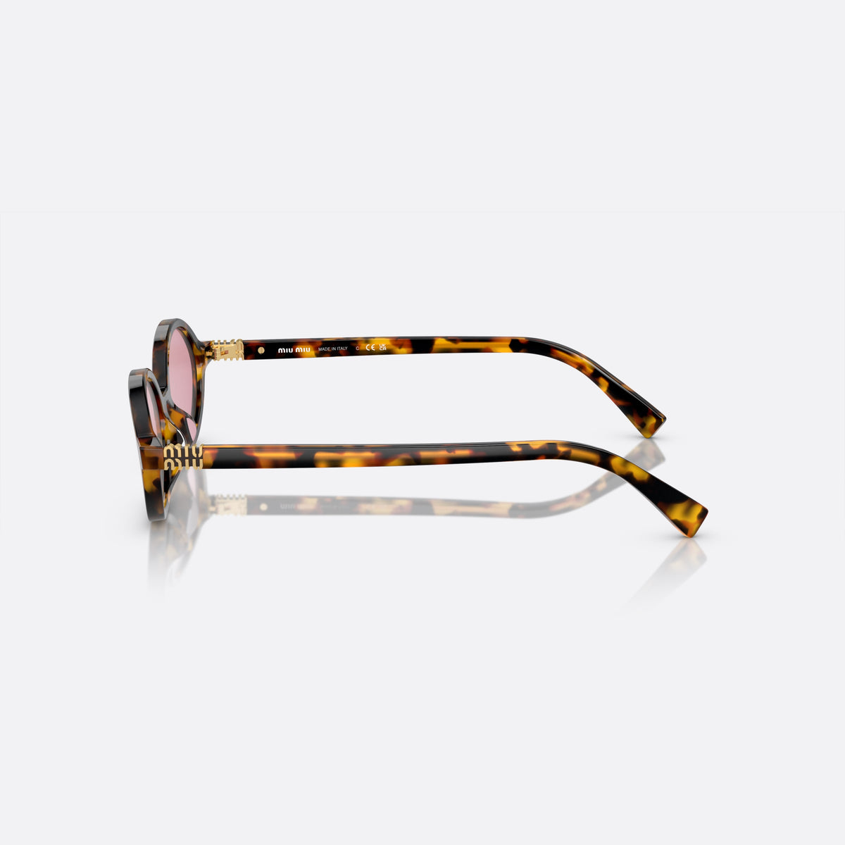 Ochelari de soare Miu Miu MU 04ZS VAU-50D, ovali țestoasă, pentru femei, punte integrată simplă, literele brandului pe brațe, vedere laterală