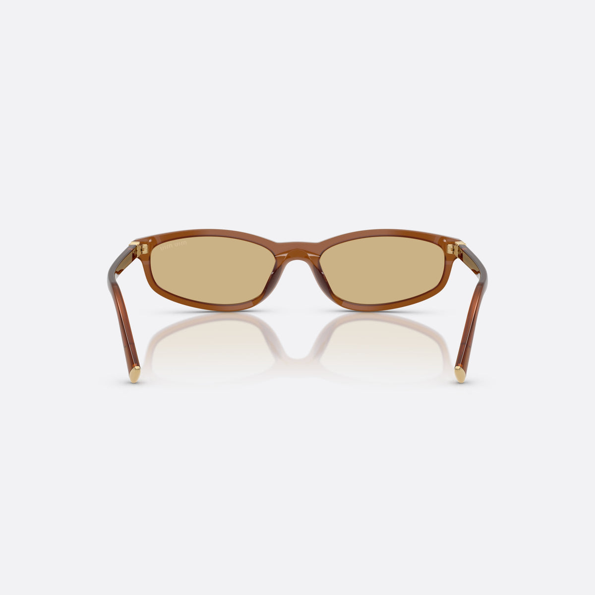 Ochelari de soare Miu Miu MU A06S 22I10R, neregulat maro, pentru femei, punte integrată simplă, placă cu logo-ul brandului pe braț, vedere din spate
