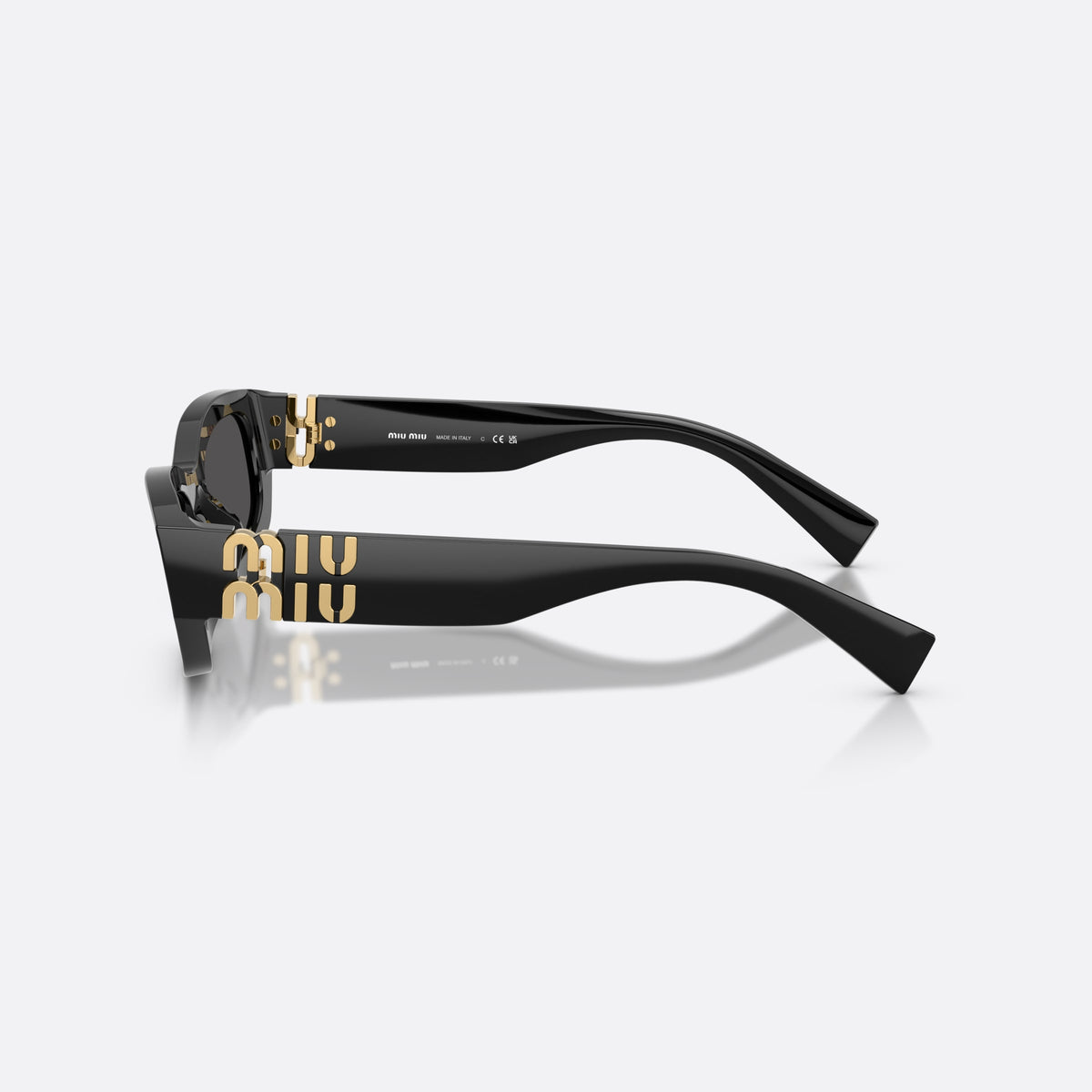 Miu Miu MU B04S 16K08Z sunglasses, black irregular frame for women, plain integrated bridge, brand lettering on temples, side view
