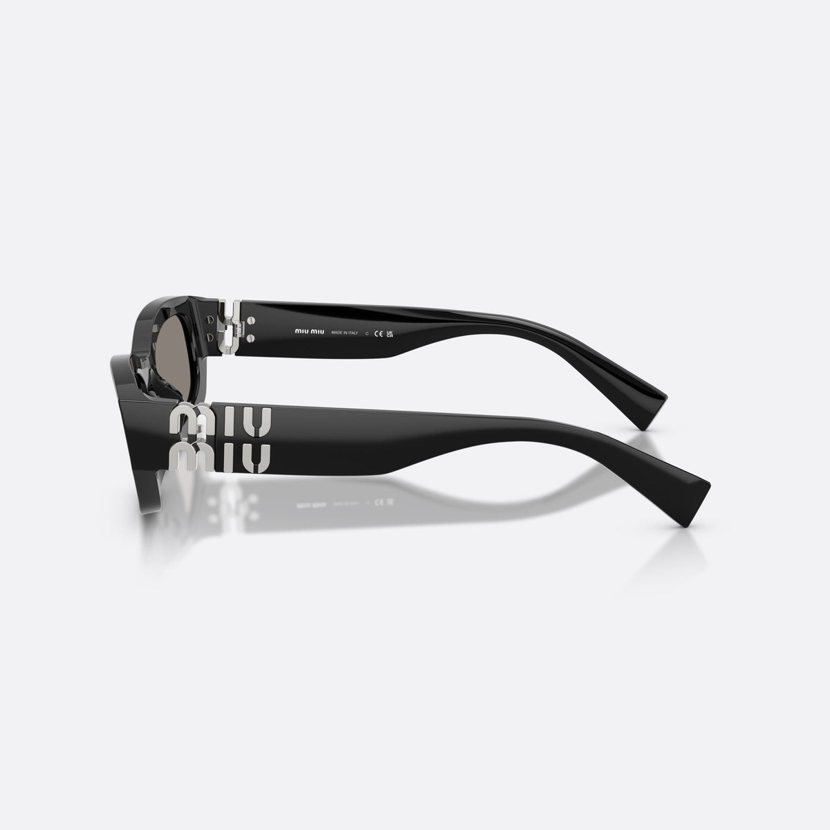 Ochelari de soare Miu Miu MU B04S 16K80Q, neregulat negru, pentru femei, punte simplă, litere ale brandului pe brațe, ramă completă, vedere laterală