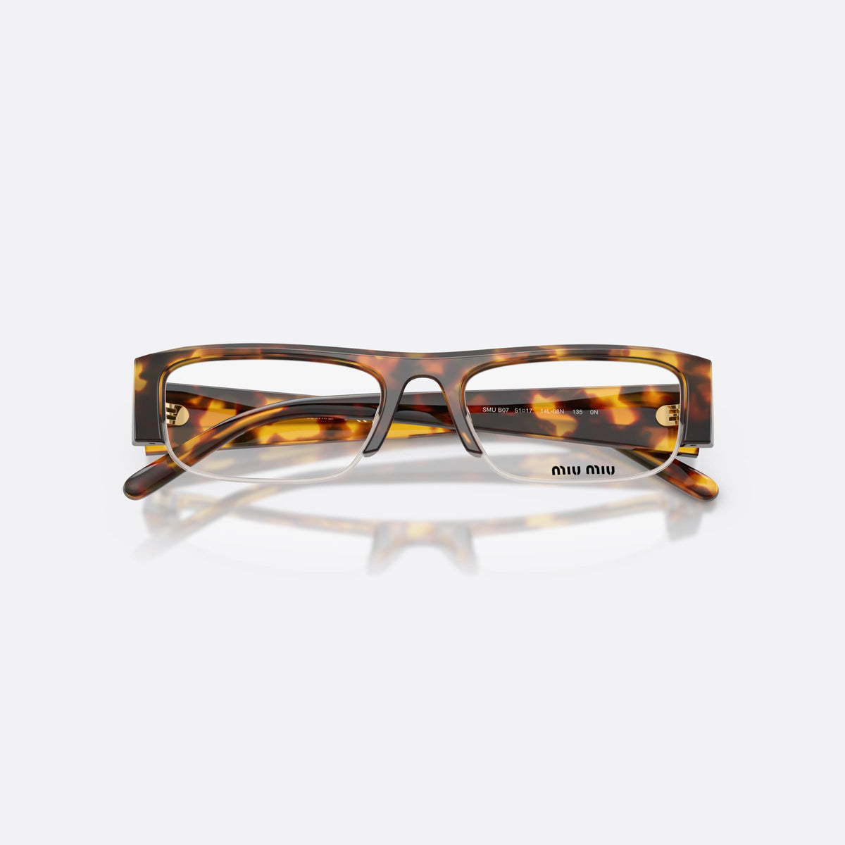 Ochelari de soare Miu Miu MU B07S 14L08N, rectangulari havana, pentru femei, punte simplă, litere ale brandului pe brațe, cu brațele pliate