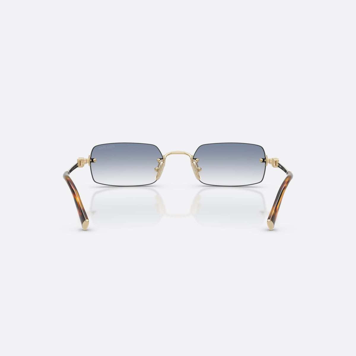 Ochelari de soare Miu Miu MU B50S ZVN80O, rectangulari auriu, pentru femei, punte metalică subțire, litere ale brandului pe lentilă, vedere din spate