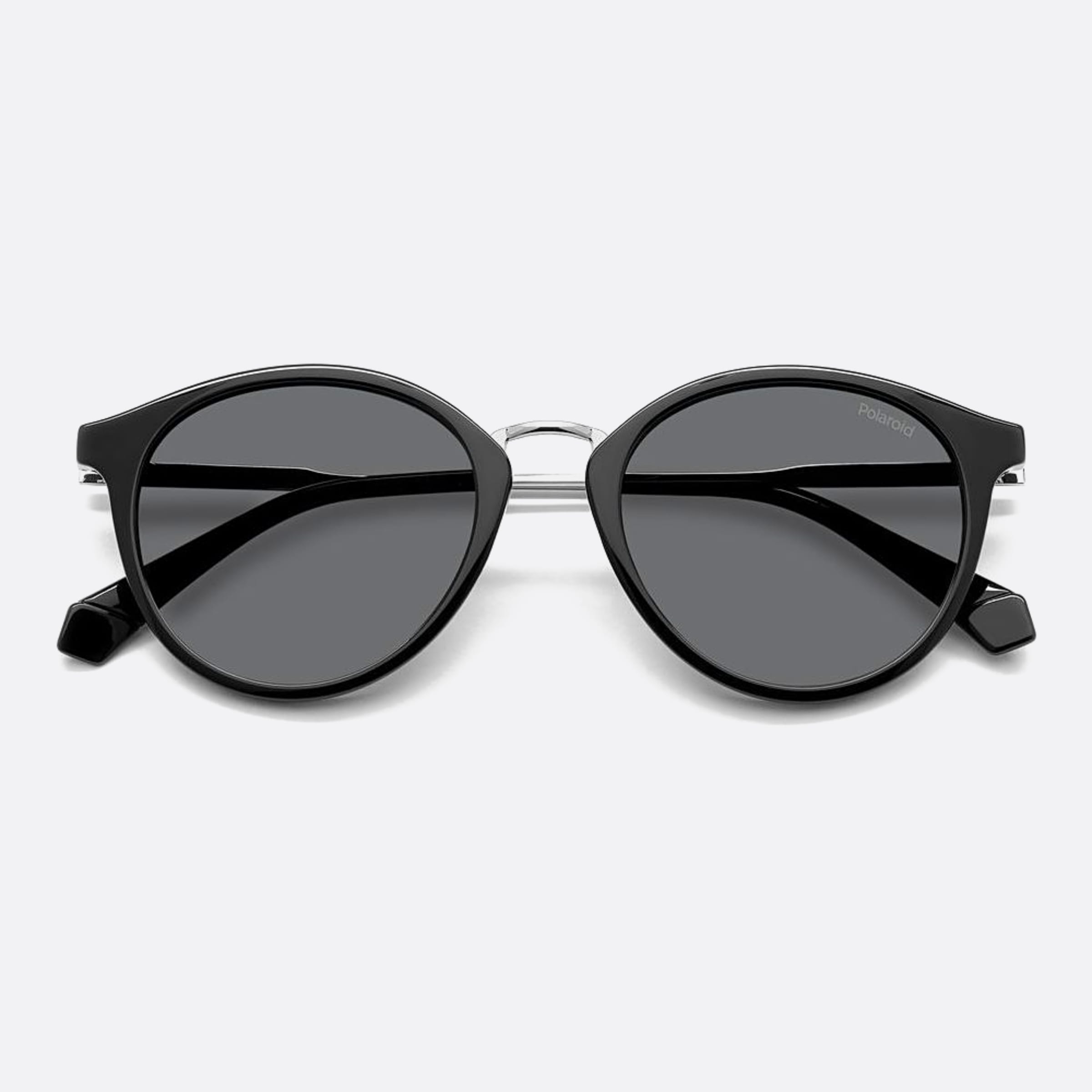 Polaroid 51mm Pld Black Round Polarized Unisex Sunglasses - Lifestyle Shot