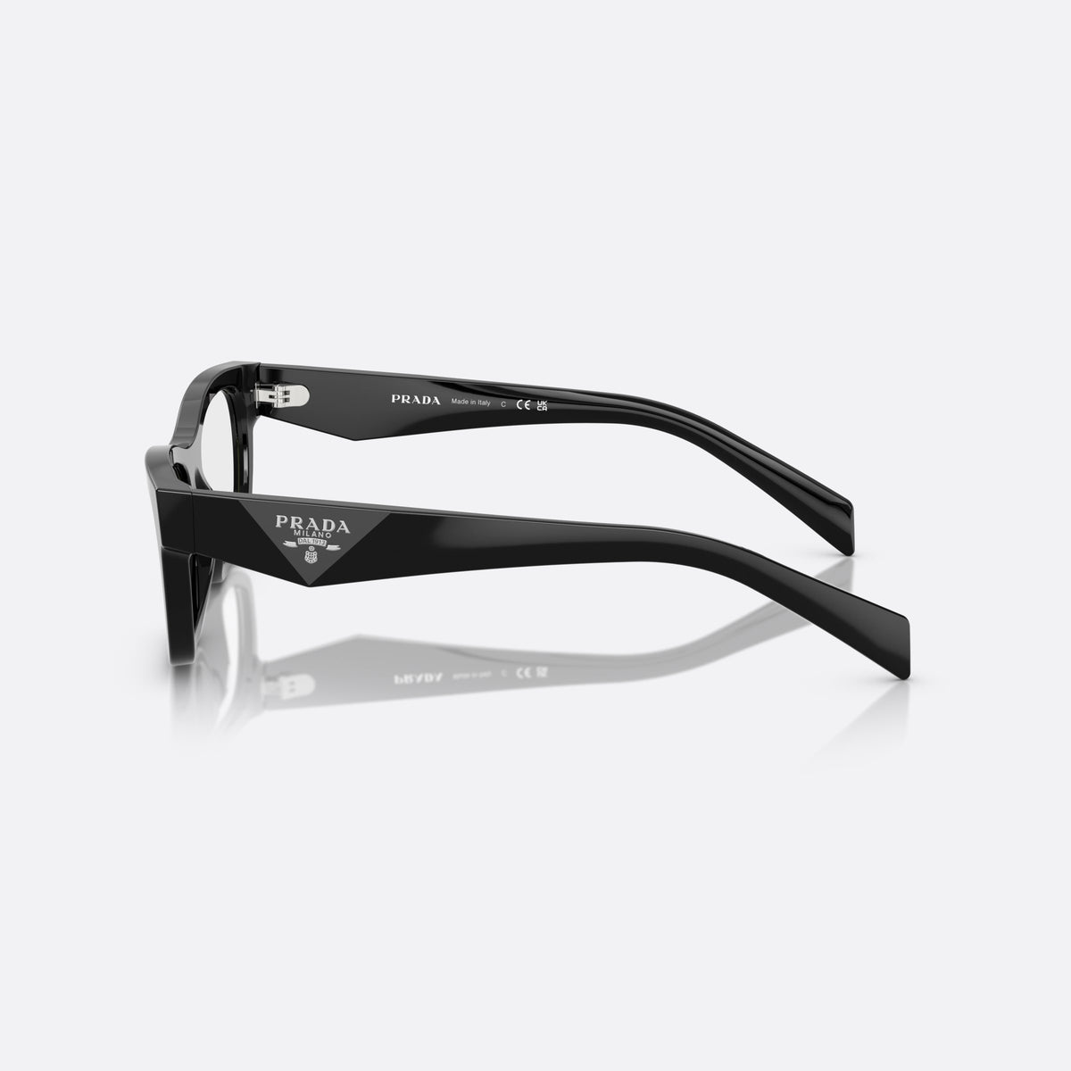 Prada MOD. B01V 16K1O1 eyeglasses, black visor frame for women, plain bridge, integrated into front, wide tapered temples, side view