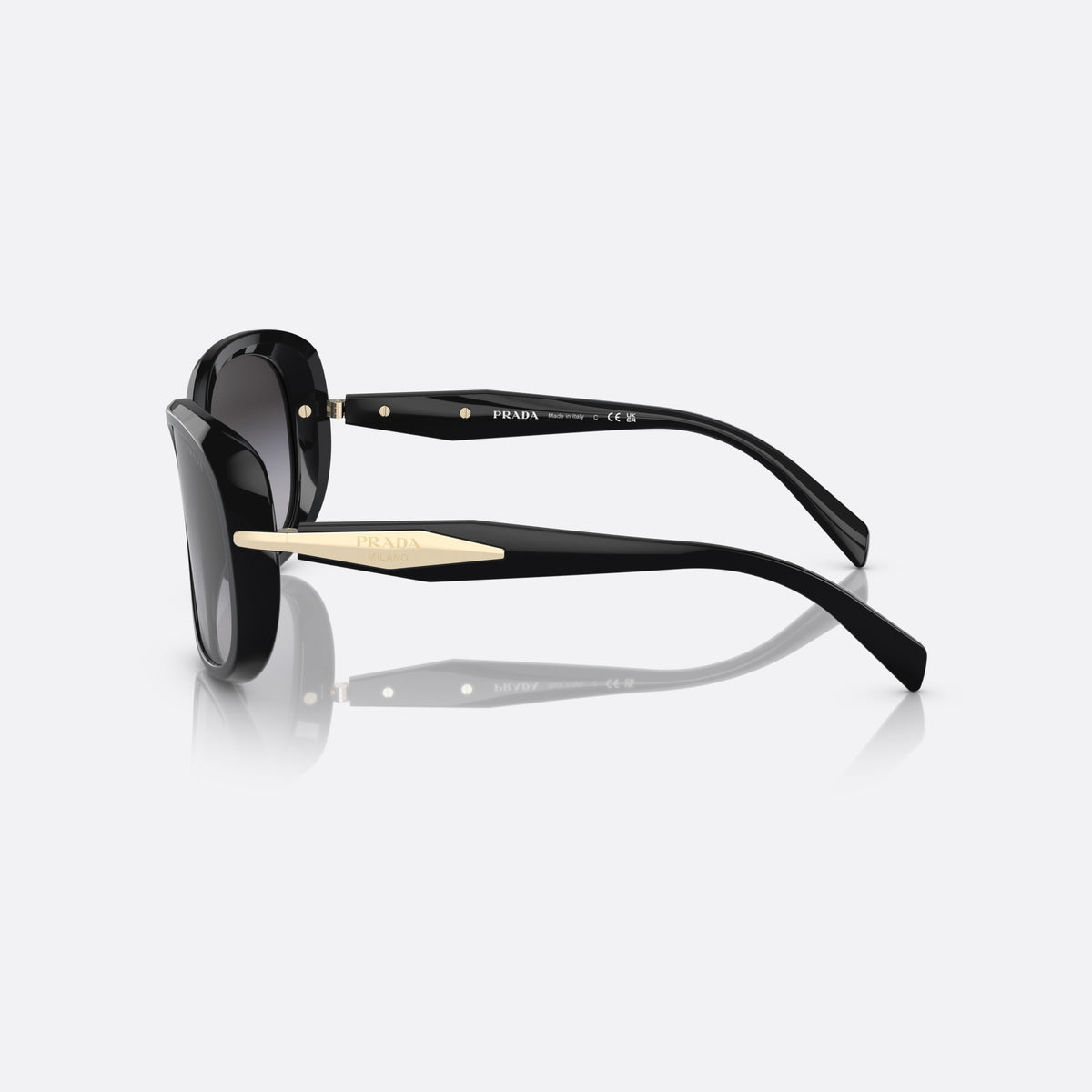 Ochelari de soare Prada PR 04ZS 1AB-09S, geometrica negru, pentru femei, punte integrată simplă, literele brandului pe brațe, vedere laterală