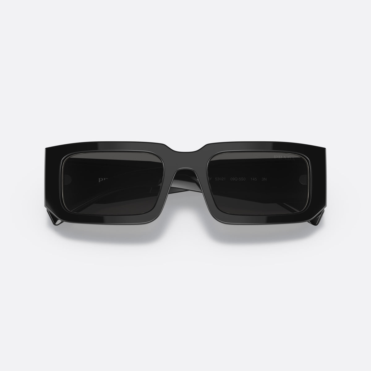 Ochelari de soare Prada PR 06YS 53, rectangulari negru, pentru bărbați, punte simplă, integrată, literele brandului pe brațe, cu brațele pliate