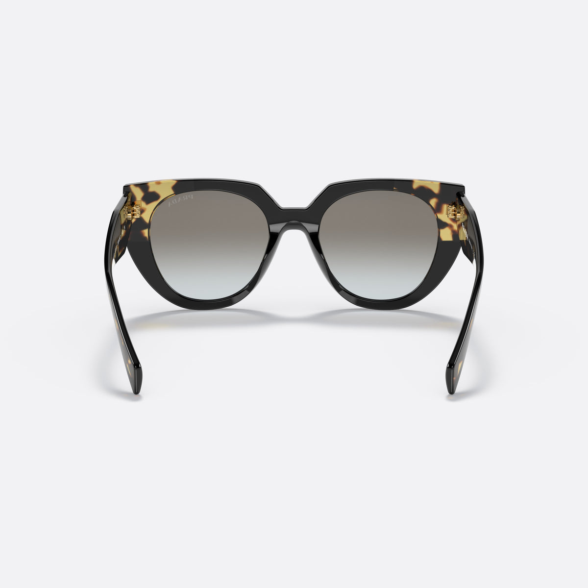 Ochelari de soare Prada PR 14WS 389-0A7, cat eye țestoasă, pentru femei, punte keyhole, literele brandului pe brațe, vedere din spate