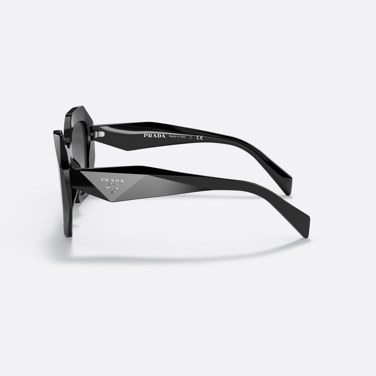 Prada PR 16WS 1AB-5D1 sunglasses, black irregular frame for women, plain bridge, integrated, brand lettering on temples, side view