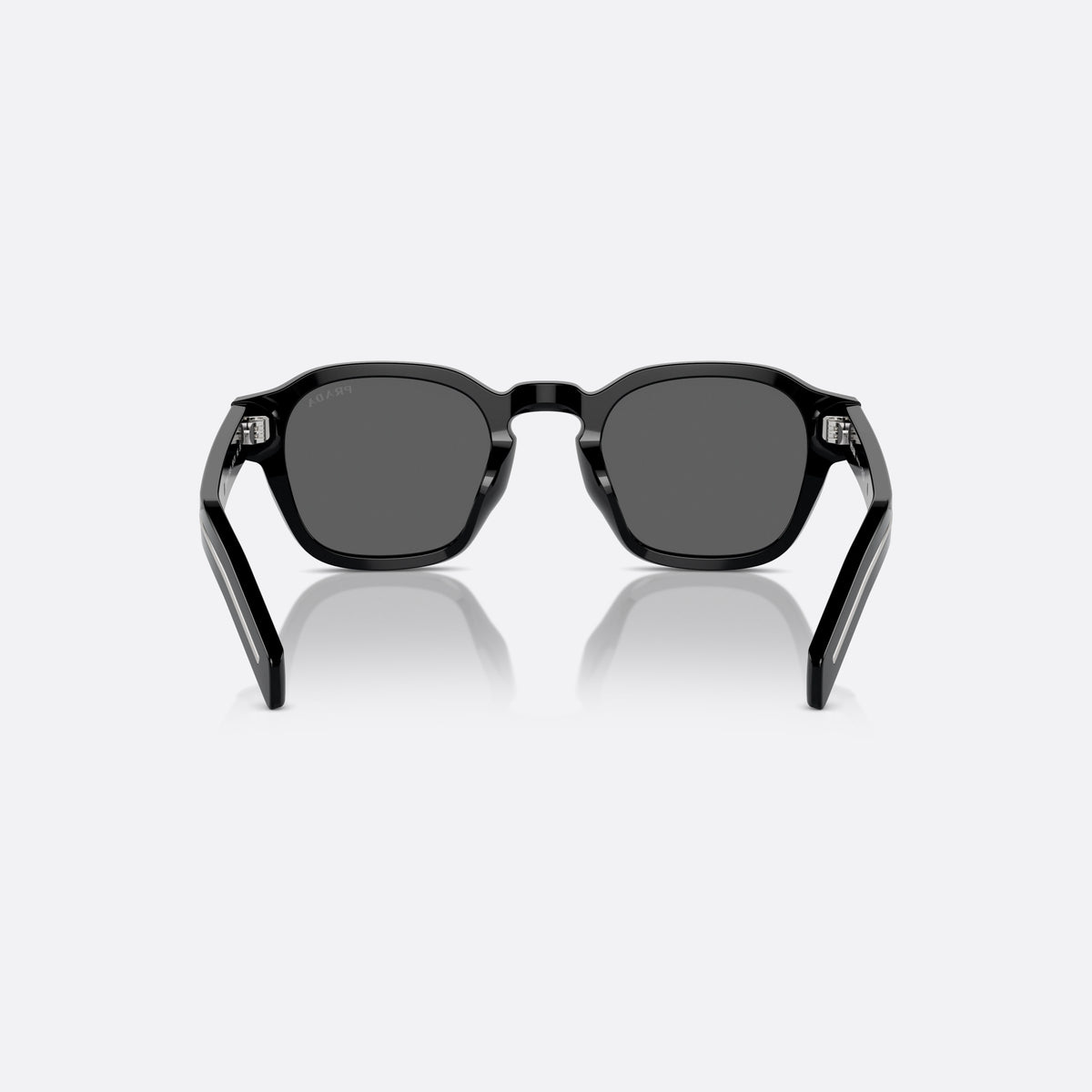 Ochelari de soare Prada PR A16S 16K-731, pantos negru, pentru bărbați, literele brandului pe brațe, brațe plate cu capete înguste, vedere din spate