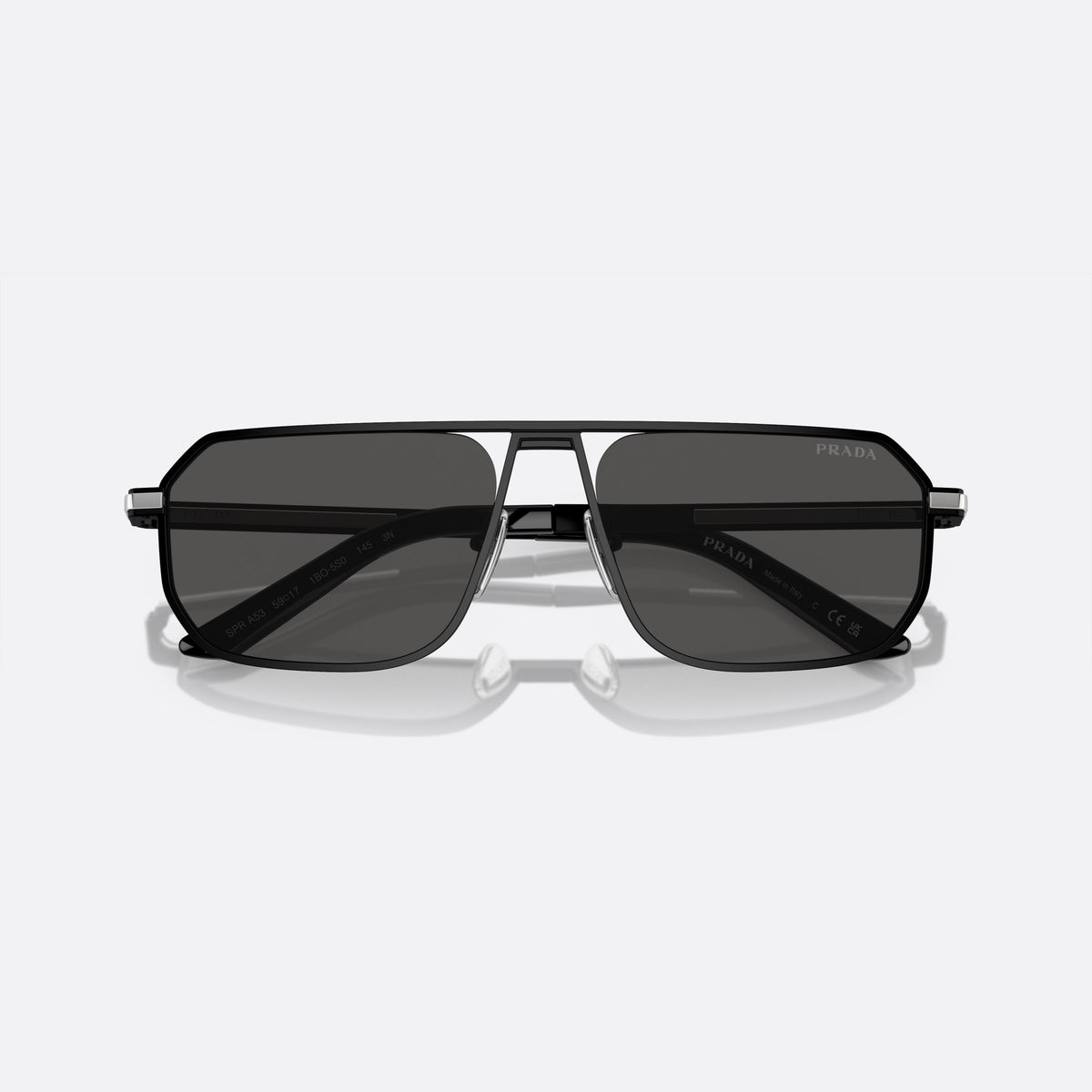 Ochelari de soare Prada PR A53S 1BO-5S0 V, rectangulari negru, pentru bărbați, punte dublă cu bară metalică, literele brandului pe brațe