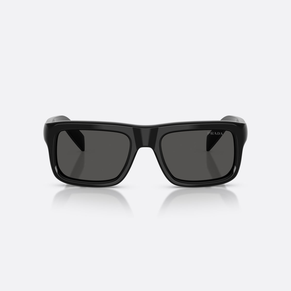 Ochelari de soare Prada PR D11S 16K08Z, rectangulari negru, pentru bărbați, punte simplă, integrată în față, brațe late și plate, vedere din față