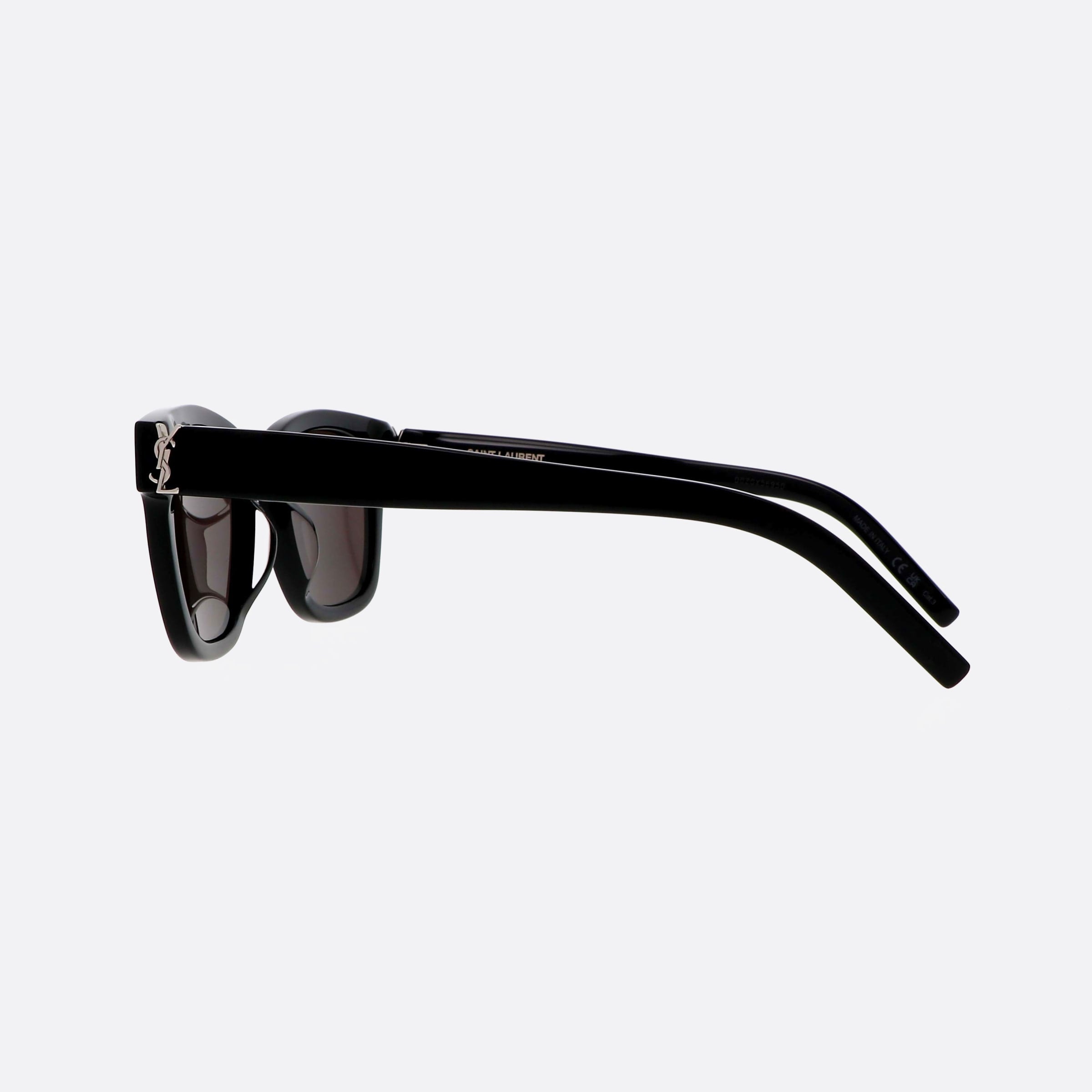 Saint 49mm Laurent Monogram M124 Black Square Unisex Sunglasses - Detail View