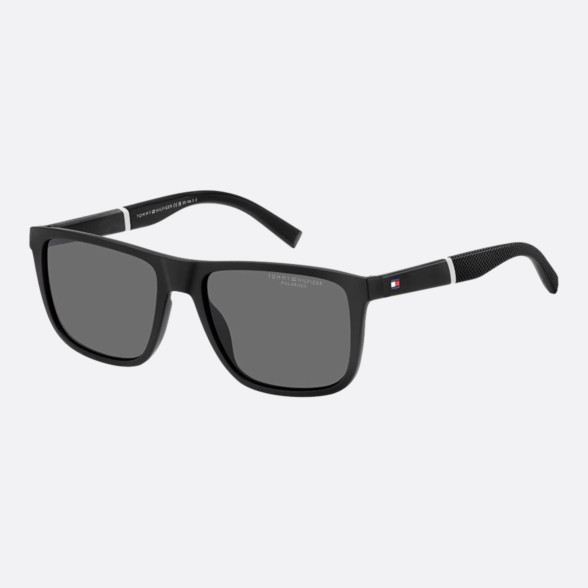 Tommy 56mm Hilfiger Black Squared Men Sunglasses - Side View