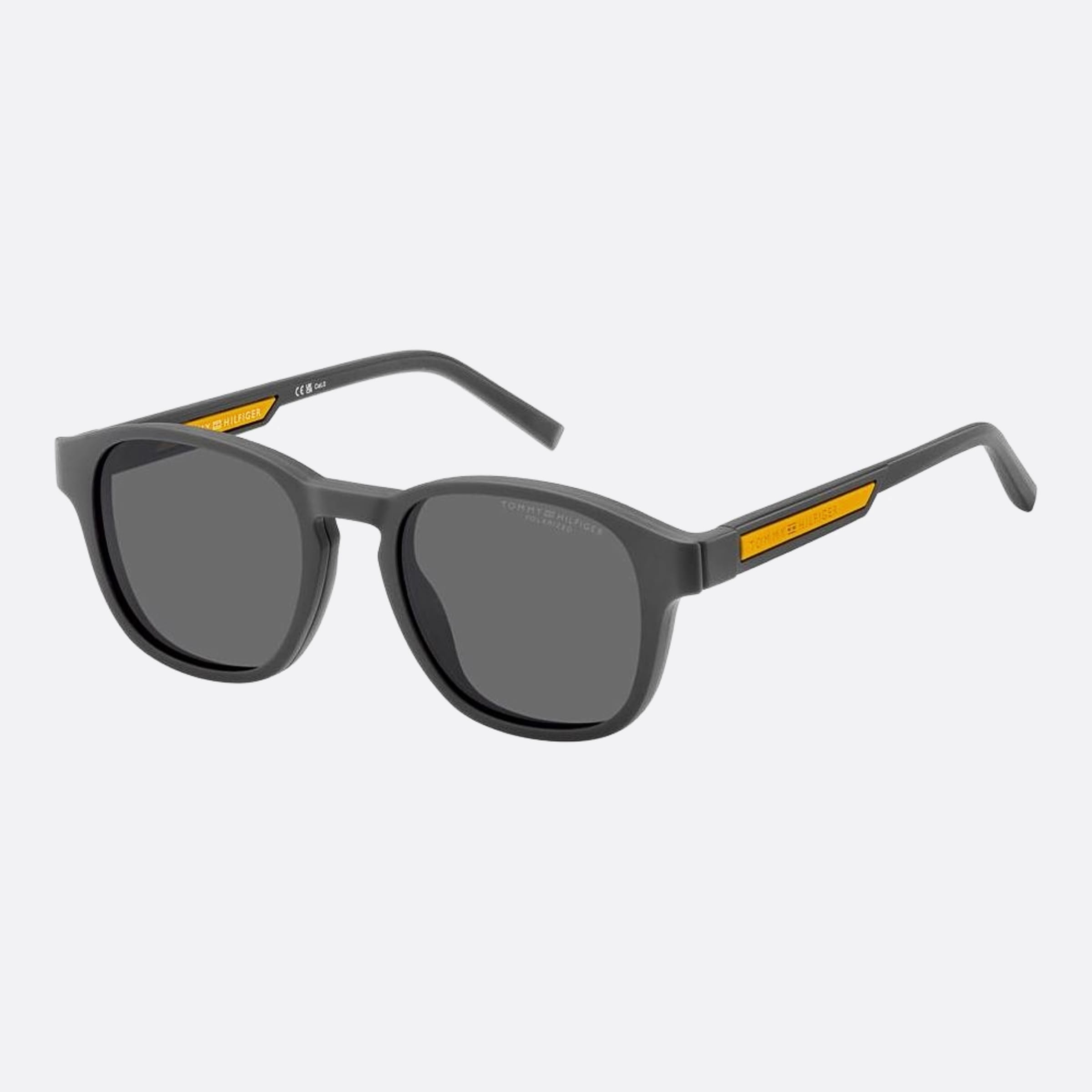 Tommy 50mm Hilfiger Fre Grey Squared Men Sunglasses - Detail View