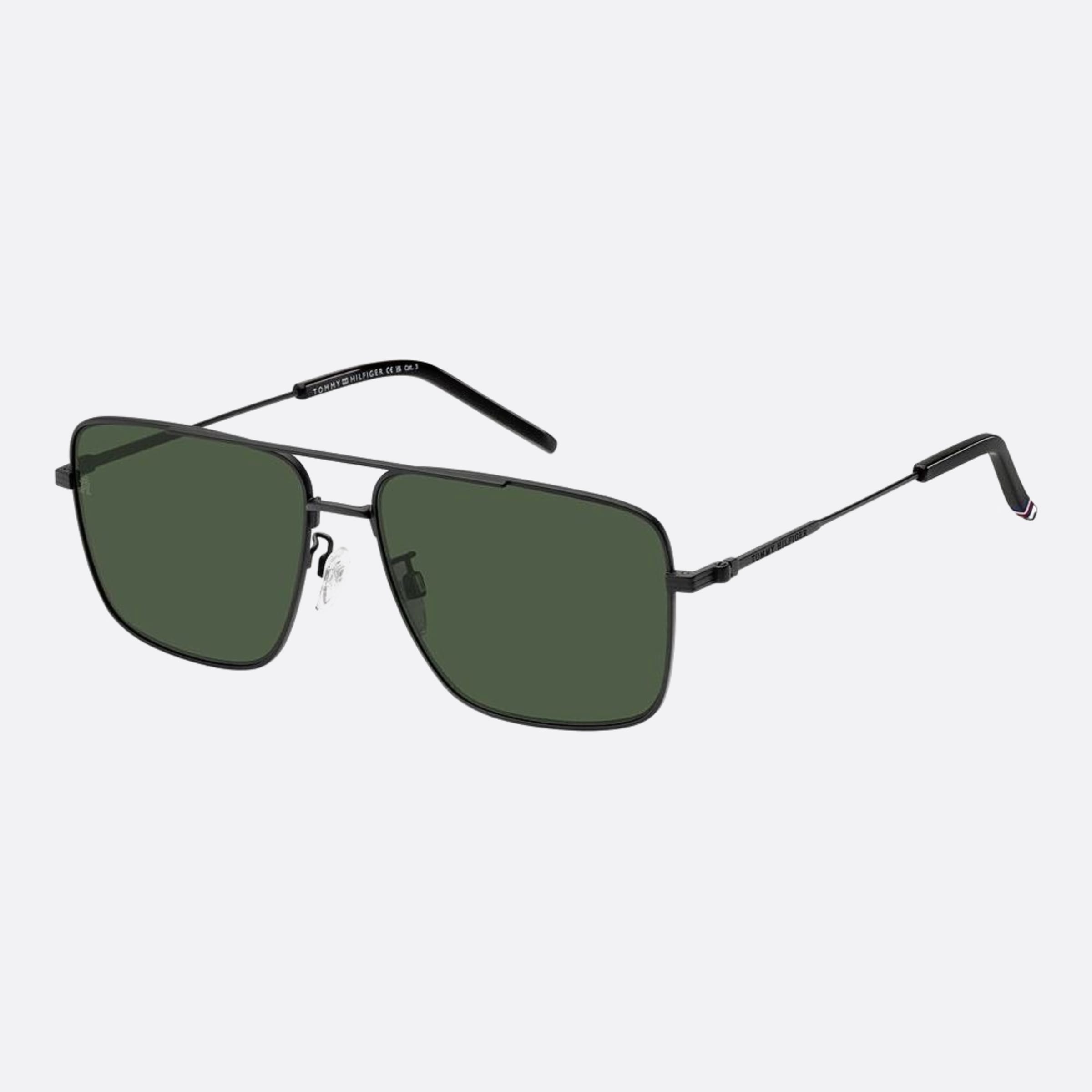 Tommy 59mm Hilfiger Black Visor Men Sunglasses - Side View