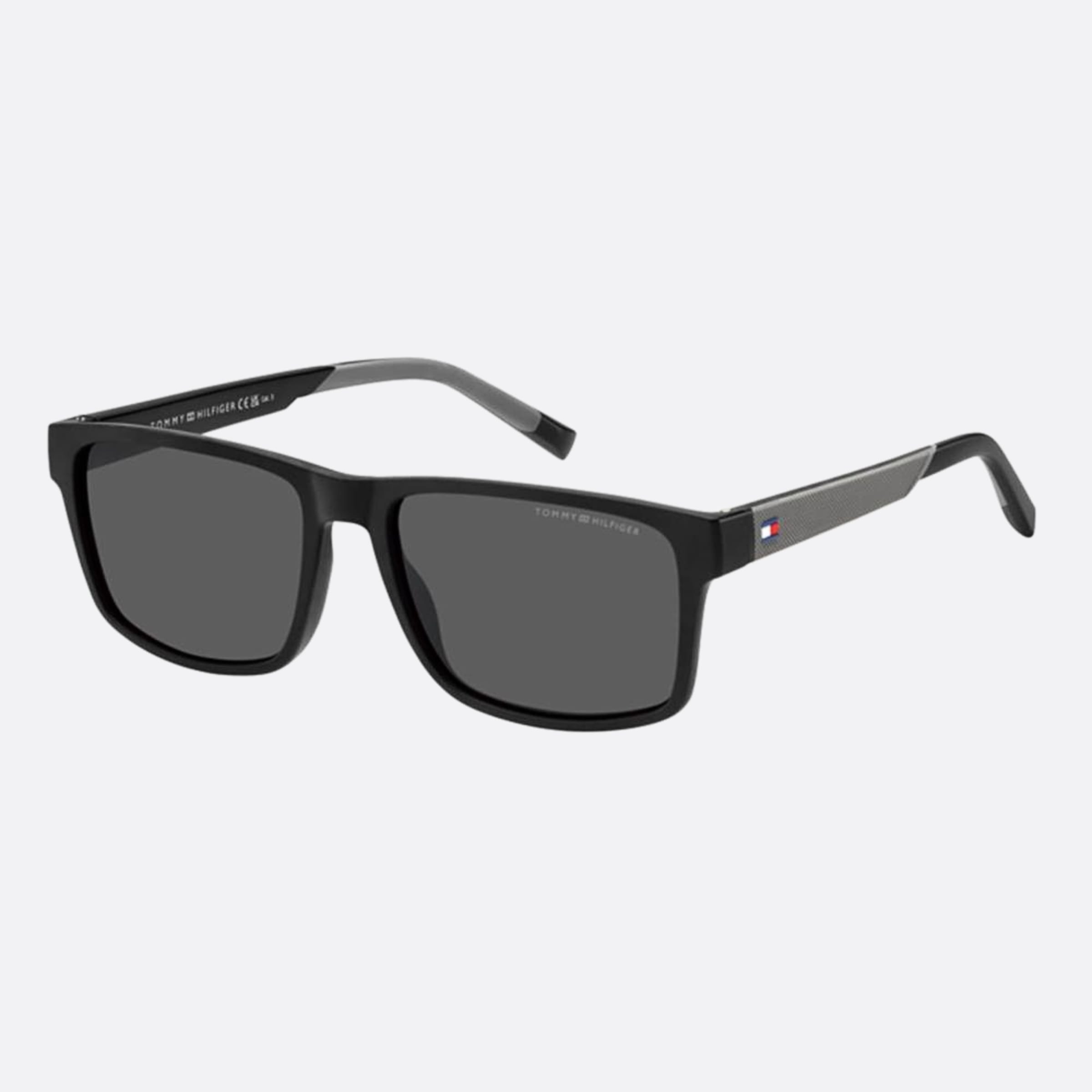 Tommy 56mm Hilfiger 08a Black Rectangle Men Sunglasses - Side View